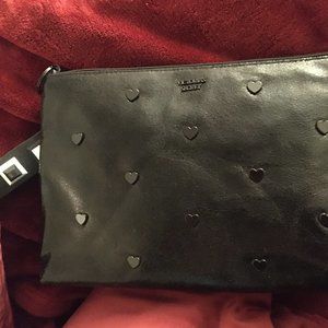 Victorias Secret🖤🌺CRINKLE CLUTCH🌺🖤Faux Leather And Wristlet 🗝Keychain St…